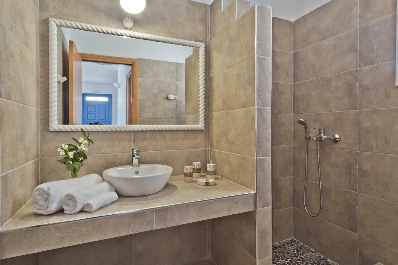 לפקוס קרפתאו Alisachni Villas מראה חיצוני תמונה