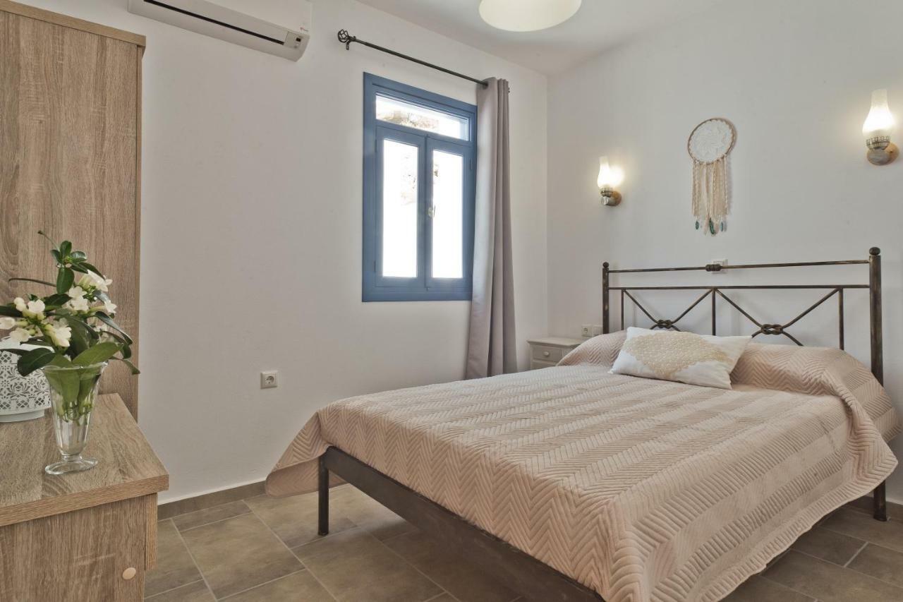 לפקוס קרפתאו Alisachni Villas מראה חיצוני תמונה