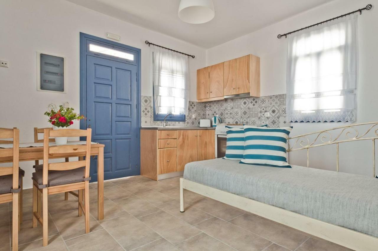 לפקוס קרפתאו Alisachni Villas מראה חיצוני תמונה