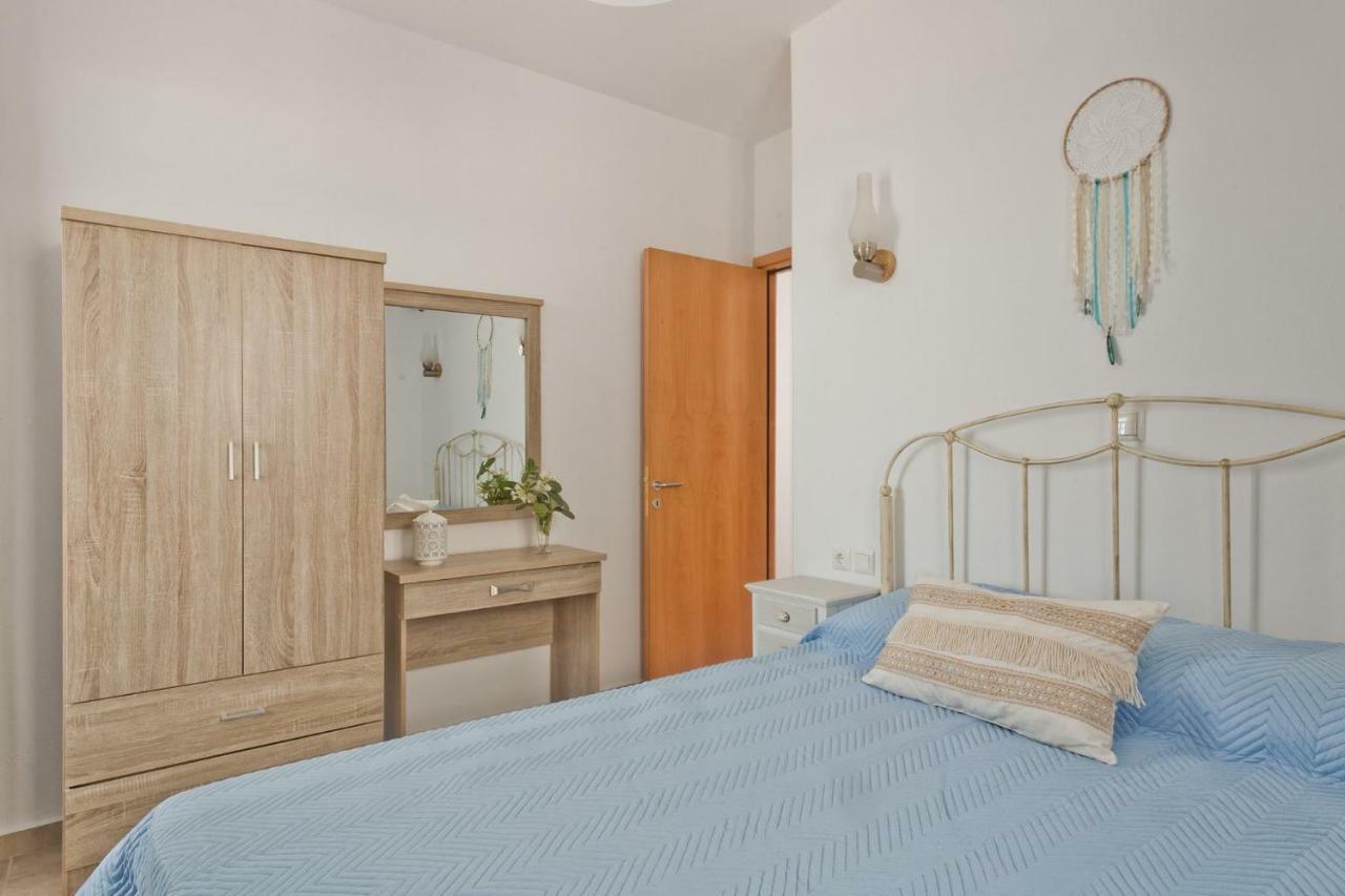 לפקוס קרפתאו Alisachni Villas מראה חיצוני תמונה